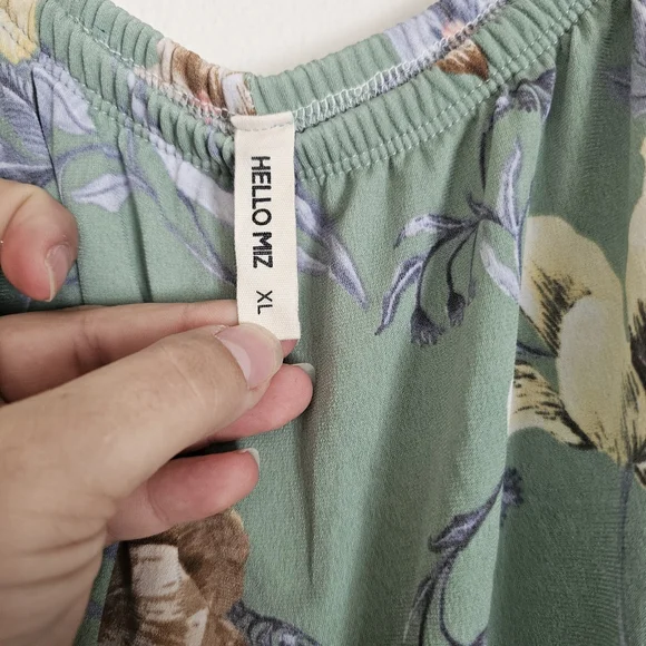Hello Miz Floral Green Maxi Dress On/Off the shoulder womans XL - Picture 4 of 4